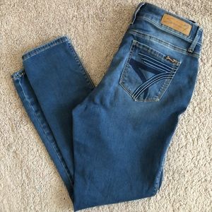 Seven7 Stretchy Skinny Jeans